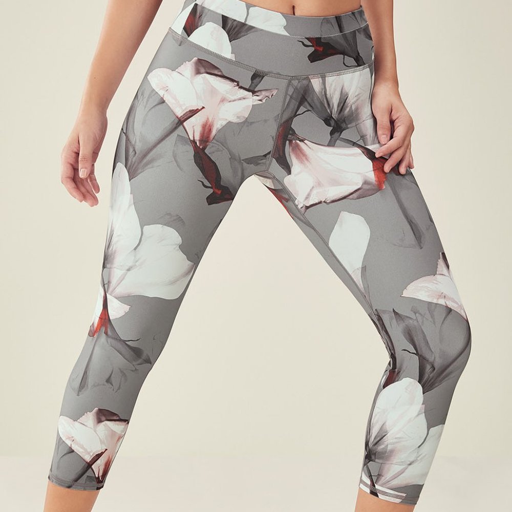 FABLETICS Gia Mirage Print Capri Leggings - Picture 11 of 11